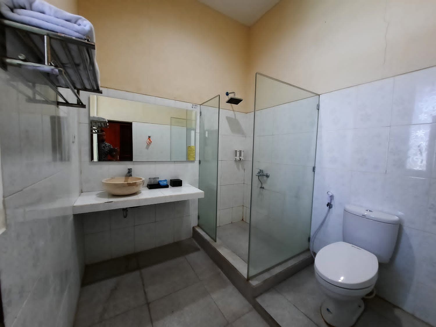 Kamar mandi Deluxe